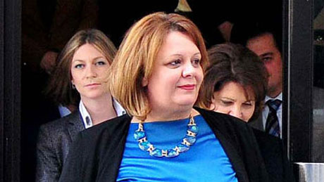 Катица Јанева доби 7 истражители прекомандувани од МВР, чека уште четворица од Управата за финансиска полиција. Со нив ќе има вкупно 14 истражители.