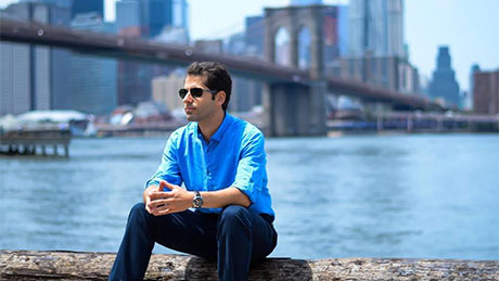 Поп пејачот, автор и композитор Ѓорѓи Крстевски е еден од низата музичари кои останаа без државна помош за домашни композиции, откако Министерството за култура соопшти дека се поништуваат одлуките за доделување на субвенции