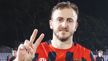 Два пати ја затресе мрежата – Никола Тодороски